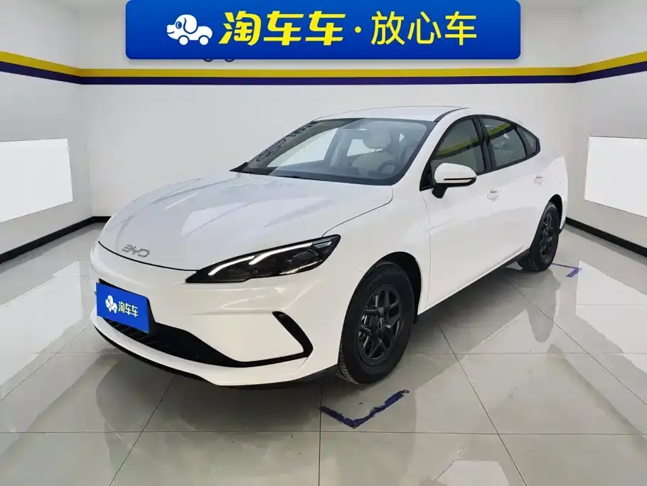 BYD Hai Bao 05 DM-i DM-i Smart Drive Edition 55KM Luxury 2025