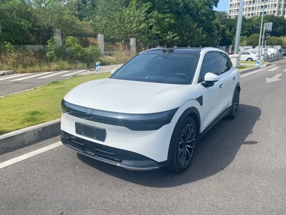 Zeekr 7X 100kWh Long Range AWD Intelligent Driving Edition 2025
