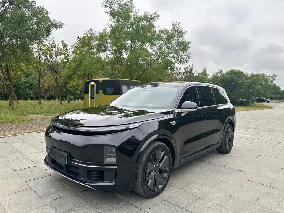 Li Auto Li Xiang L9 Model Ultra 2024