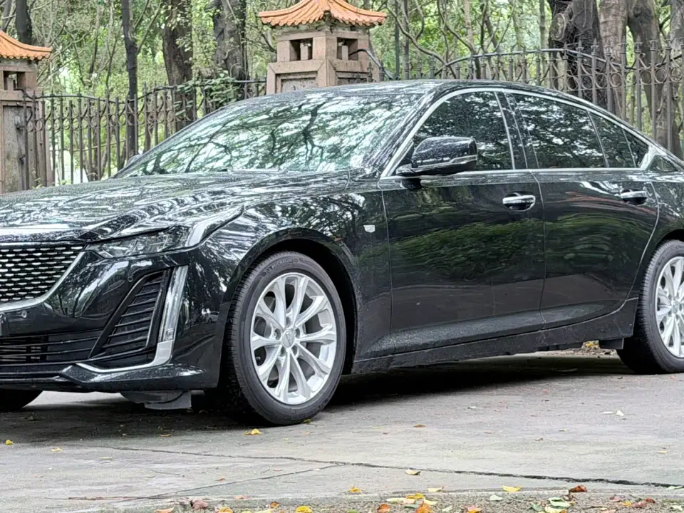Cadillac CT5 28T Luxury Edition 2022