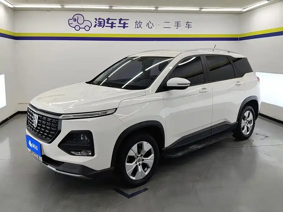 Baojun 530 Global Anniversary Edition 1.5T Manual Comfort 5-seater 2021