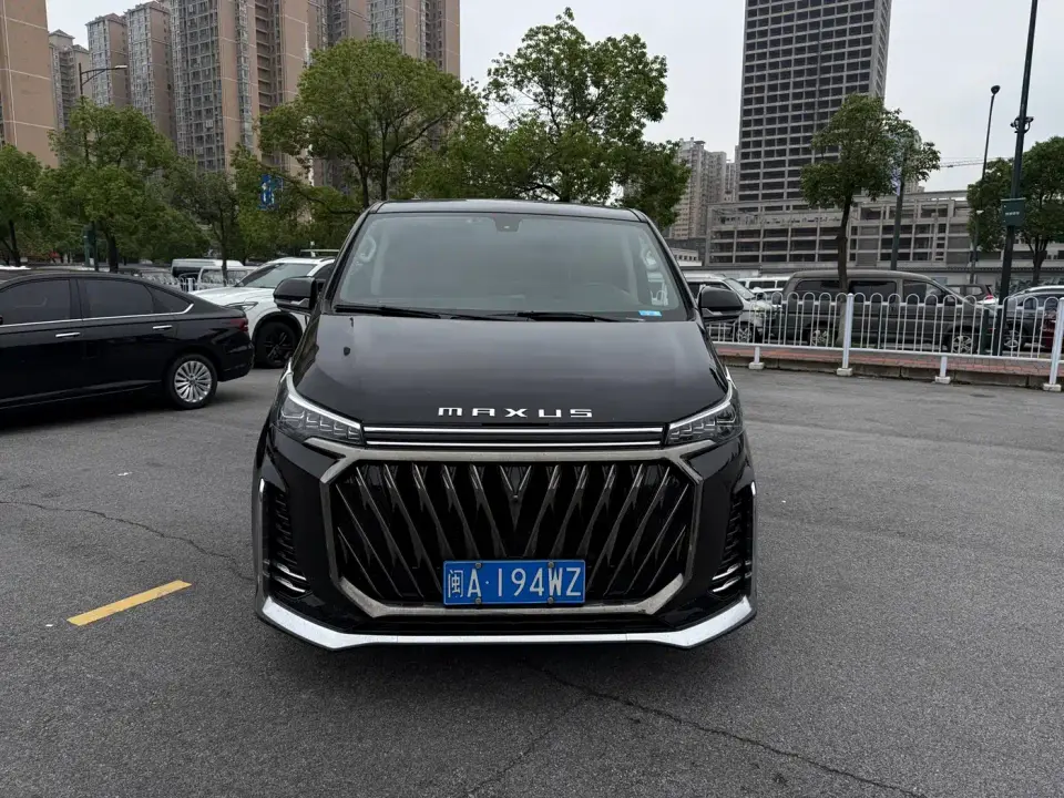 SAIC Maxus Maxus G20 PLUS 2.0T Diesel Automatic Luxury Edition 2023