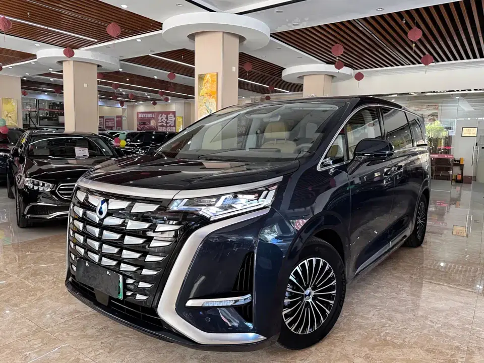 Denza D9 DM-i 970 All-Wheel Drive Honor Edition 2023