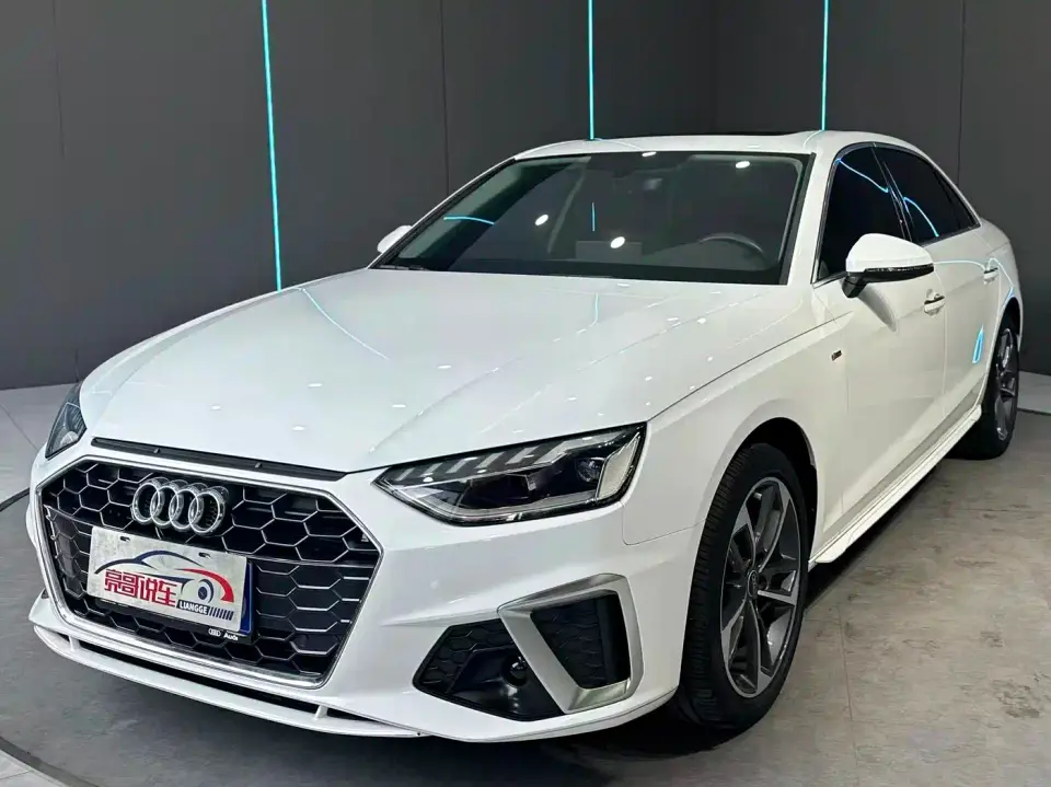 Audi A4L 40 TFSI Fashion Dynamic 2023