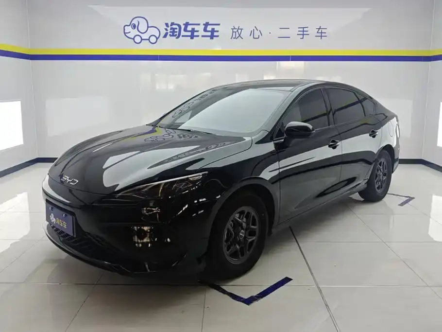 BYD Hai Bao 05 DM-i DM-i Smart Drive Edition 55KM Luxury 2025