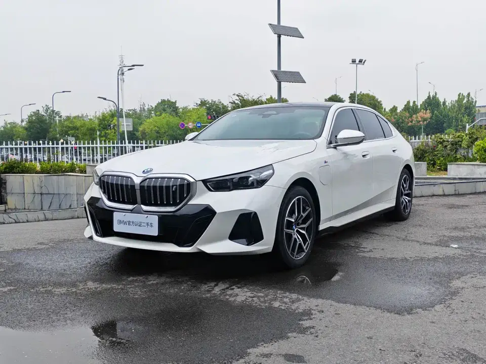 BMW i5 eDrive 35L M Sport Package 2026