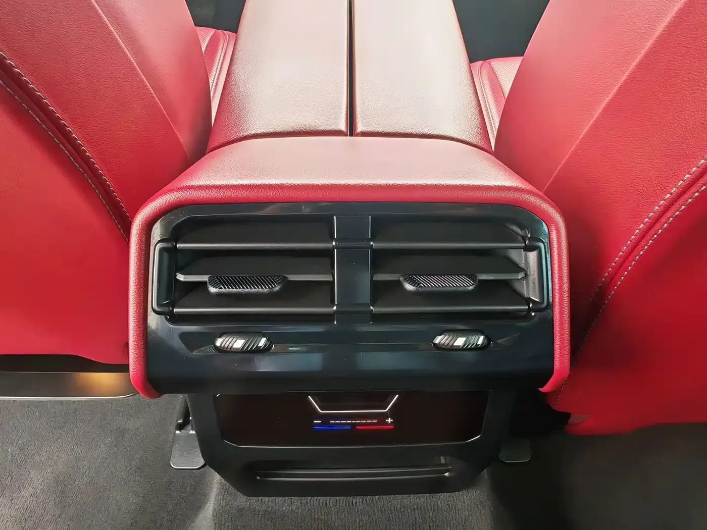 BMW i5 eDrive 35L M Sport Package 2026 — фото 15