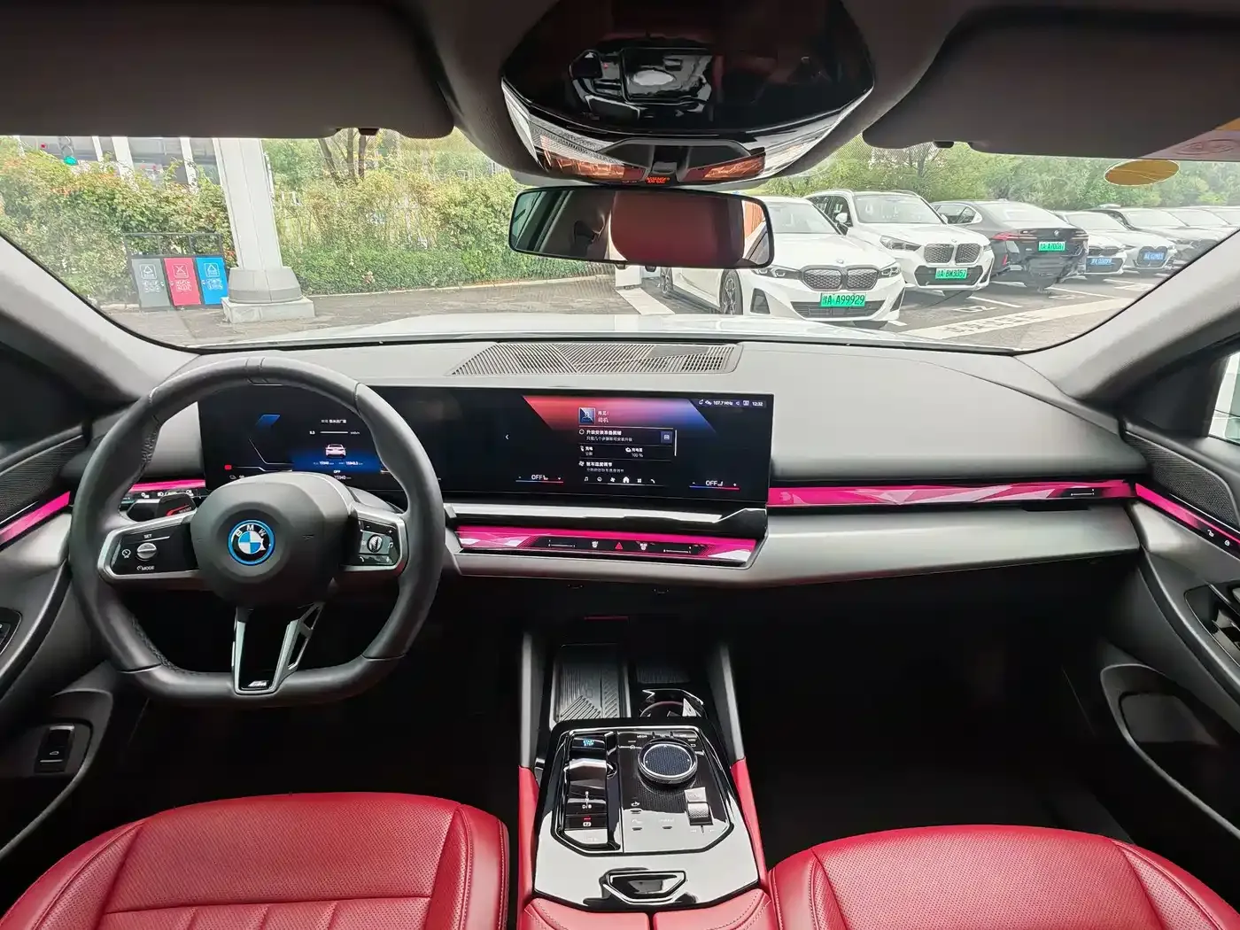 BMW i5 eDrive 35L M Sport Package 2026 — фото 16