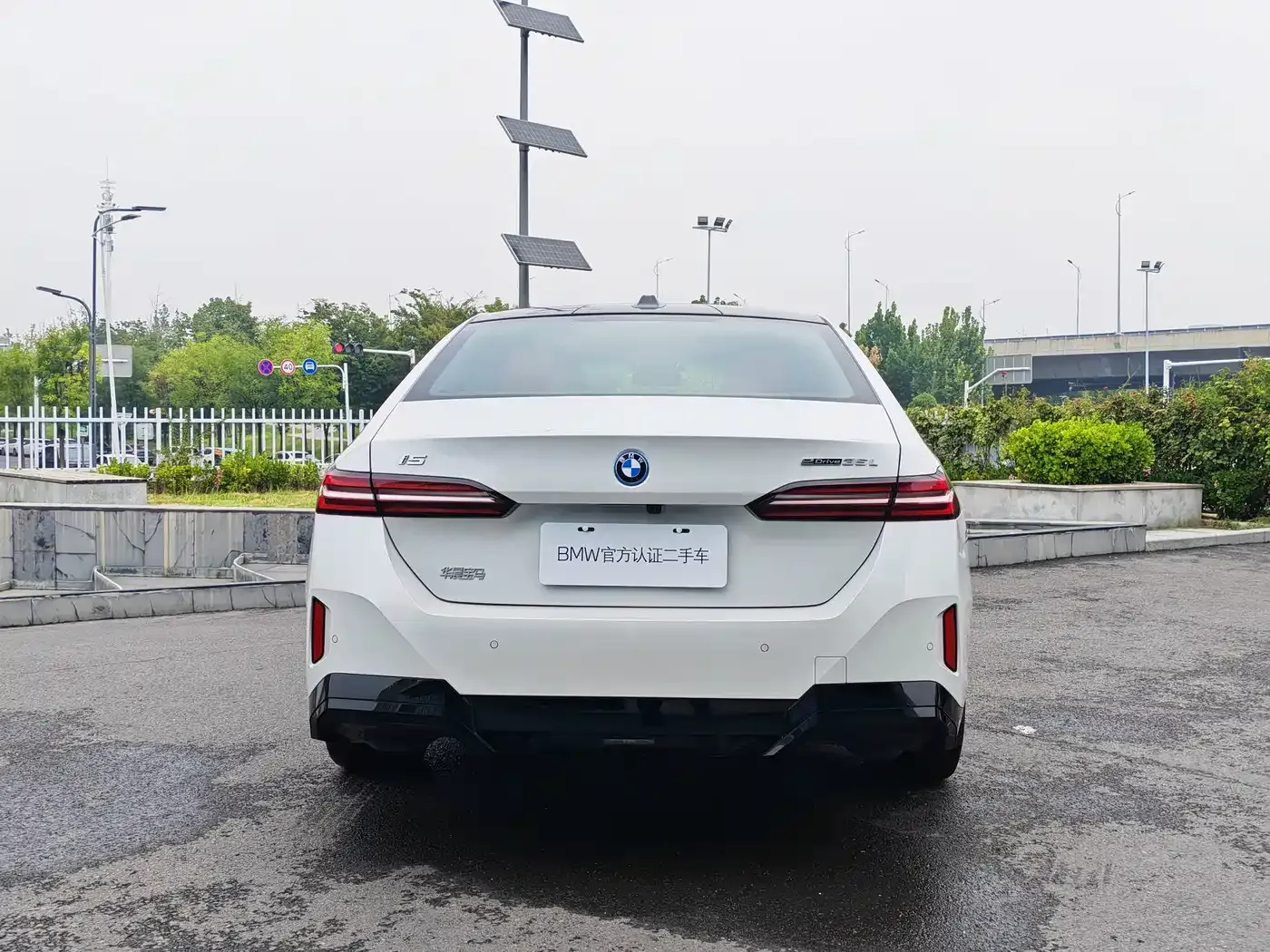 BMW i5 eDrive 35L M Sport Package 2026 — фото 6