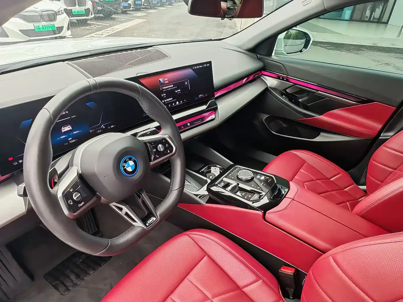 BMW i5 eDrive 35L M Sport Package 2026 — фото 13