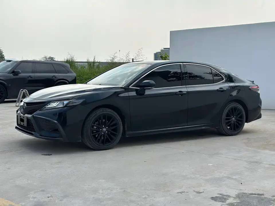 Toyota Camry 2.0S Knight Edition 2024