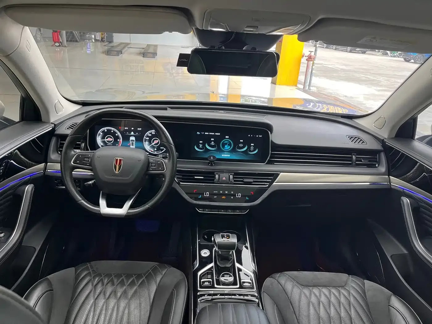 Hongqi HS5 Facelift 2.0T Smart Flag Enjoyment Edition 2022 — фото 9
