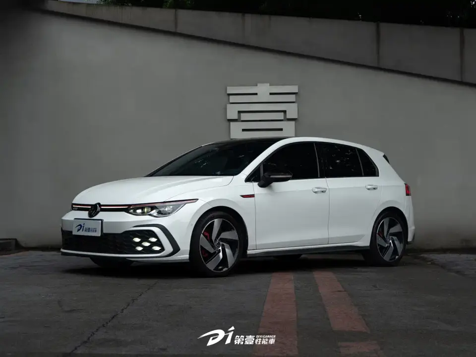 Volkswagen Golf GTI 380TSI DSG GTI 2025