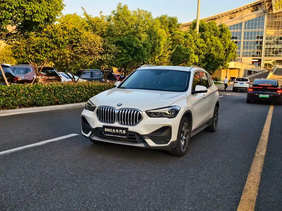 BMW X1 sDrive25Li Leading 2023