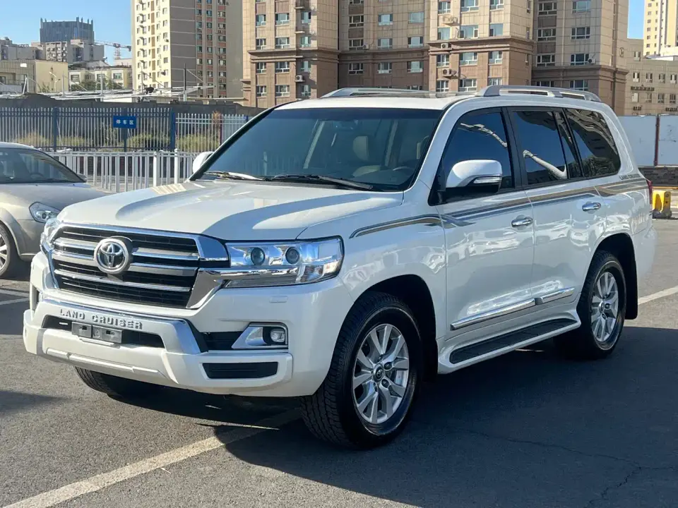 Toyota Land Cruiser (Import) 4.6L V8 Middle East Limited Edition 2019