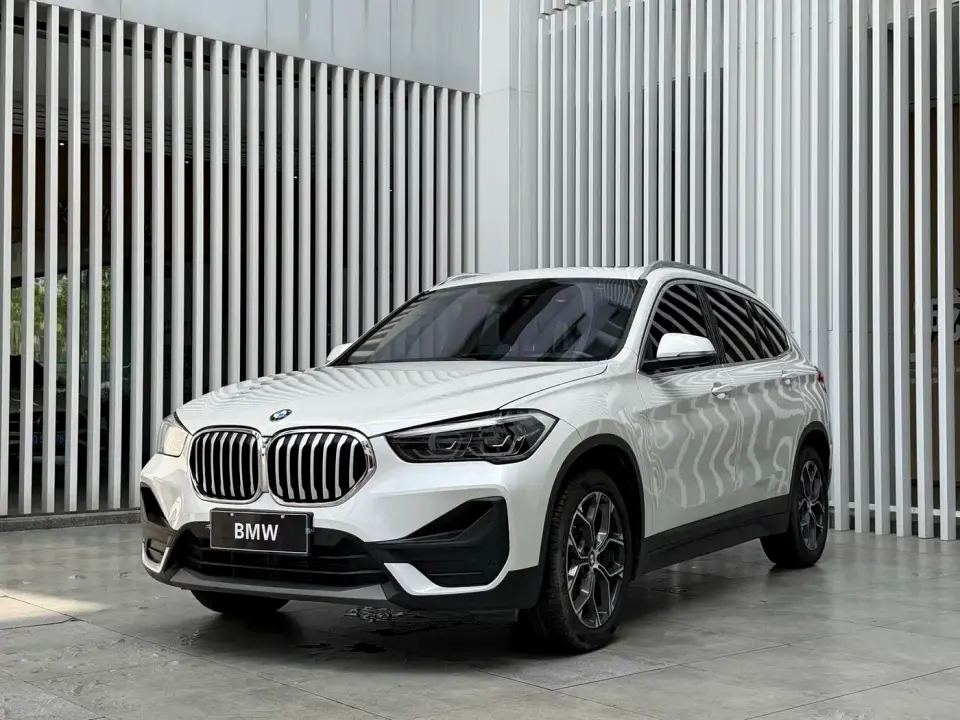 BMW X1 sDrive25Li Leading 2021