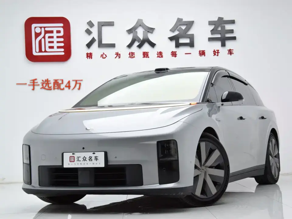 Li Auto i6 4WD Base Model 2026
