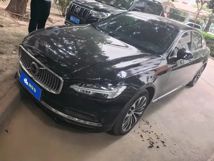 Volvo S90 B5 Intelligent Comfort Luxury Edition 2022