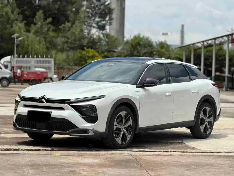 Citroen Versailles C5 X 1.6T Enjoy Extraordinary Tiger Year Opening Edition 2023