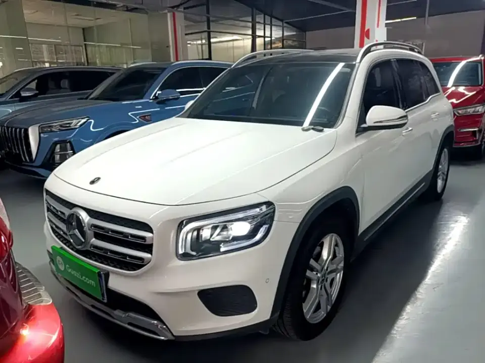 Mercedes-Benz GLB-Class Model GLB 200 Dynamic Edition 2022