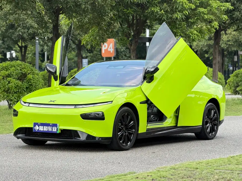 XPeng P7 562E Wing Performance Edition 2022