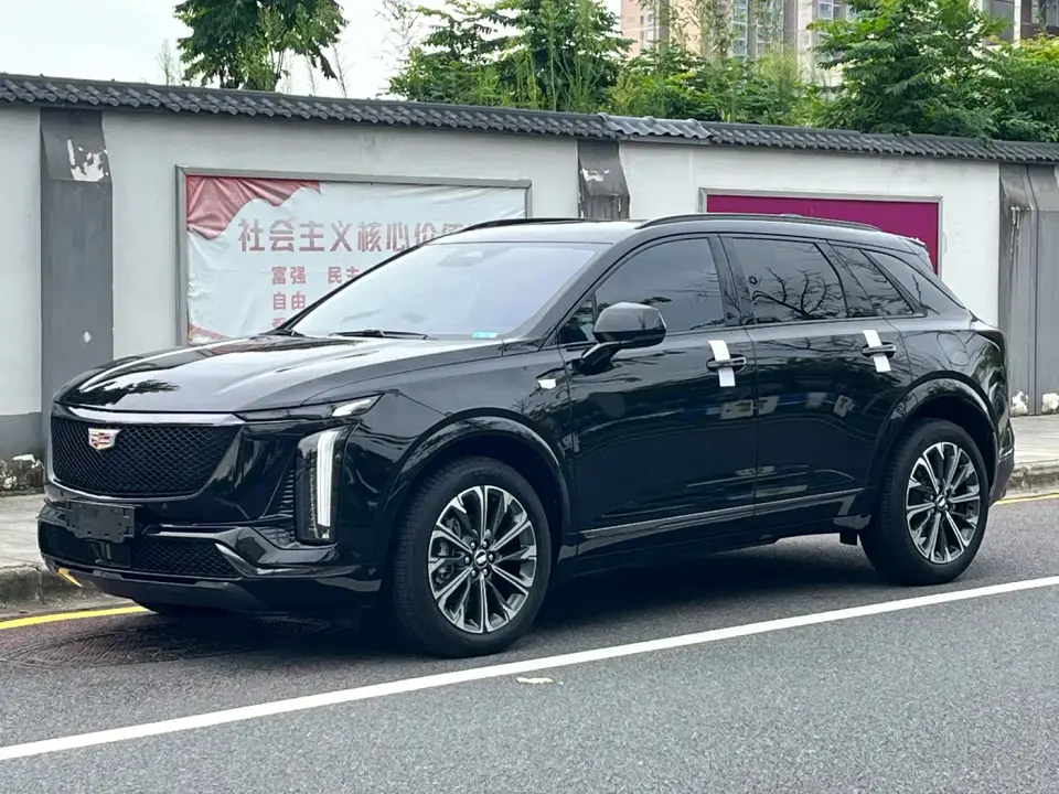 Cadillac XT5 2.0T Luxury 2025