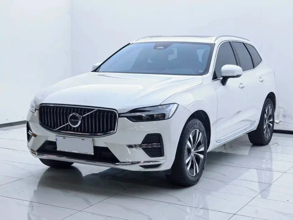 Volvo XC60 B5 AWD Smart Luxury Edition 2022