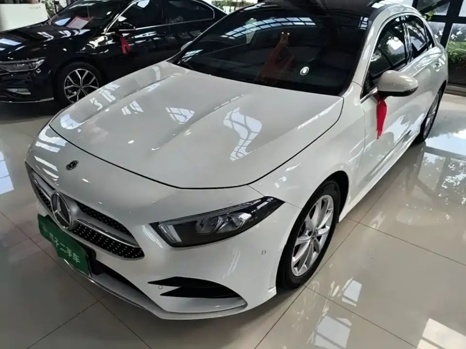Mercedes-Benz A-Class A 200 L Sport Sedan Fashion Edition 2021