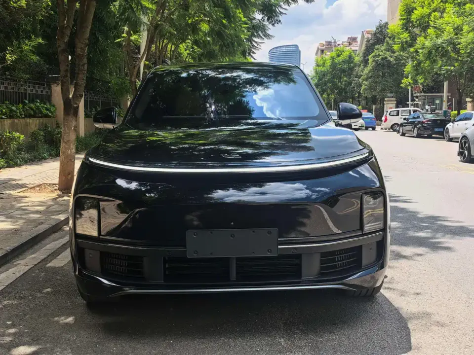 Li Auto Li L8 Pro 2024