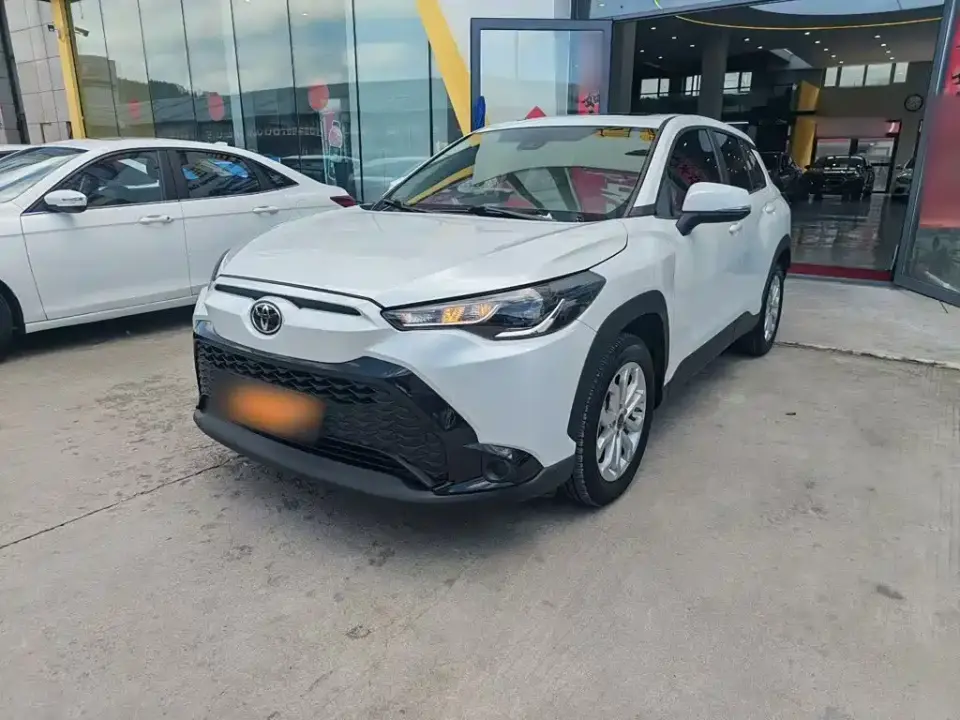 Toyota Frontlander 2.0L CVT Leading Edition 2022