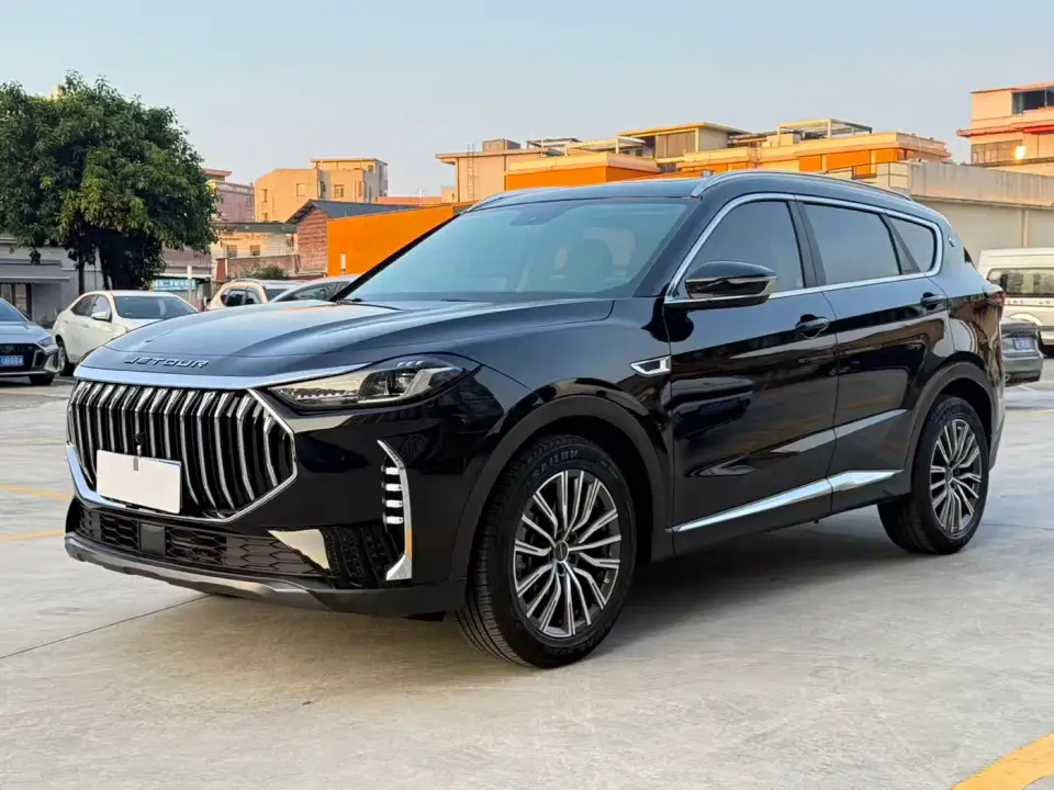 Jetour X70 PLUS Champion Edition 1.5T DCT Champion MAX 7-Seater 2024