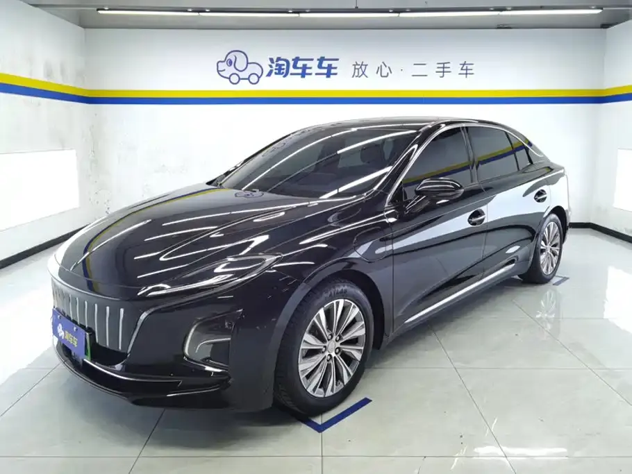 Hongqi E-QM5 Model 610km PLUS 2025