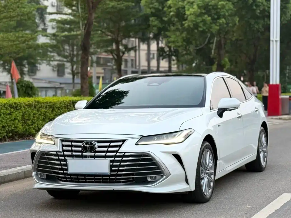 Toyota Avalon Model Hybrid 2.0L Prestige Edition 2025