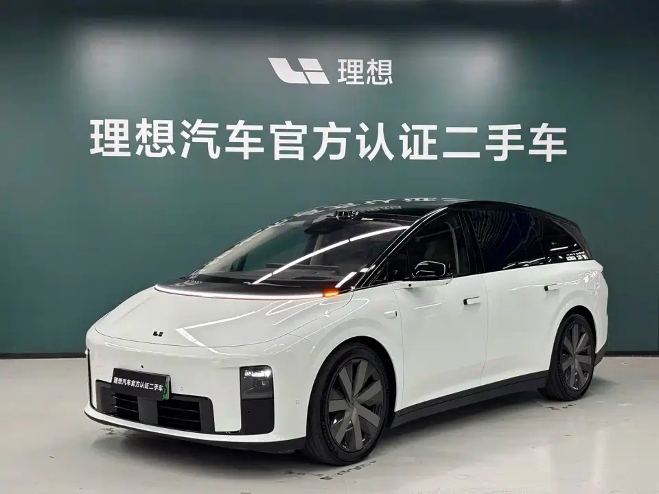 Li Auto Li i8 Standard Edition 2026