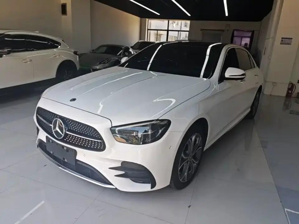 Mercedes-Benz E-Class Model Facelift III E 300 L Sport Fashion 2023