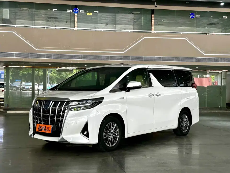 Toyota Alphard Hybrid 2.5L Premium Edition 2020