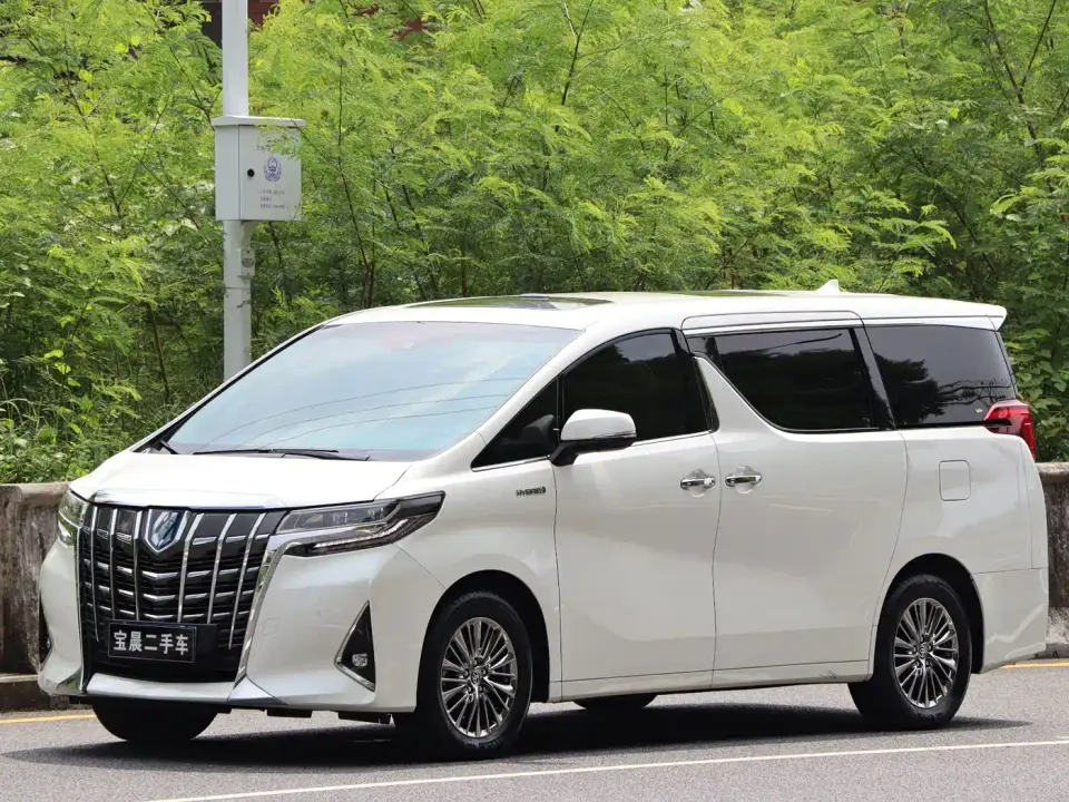 Toyota Alphard Hybrid 2.5L Luxury 2022