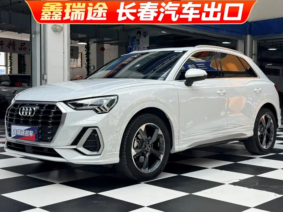Audi Q3 35 TFSI Fashion Dynamic (1.4T) 2023