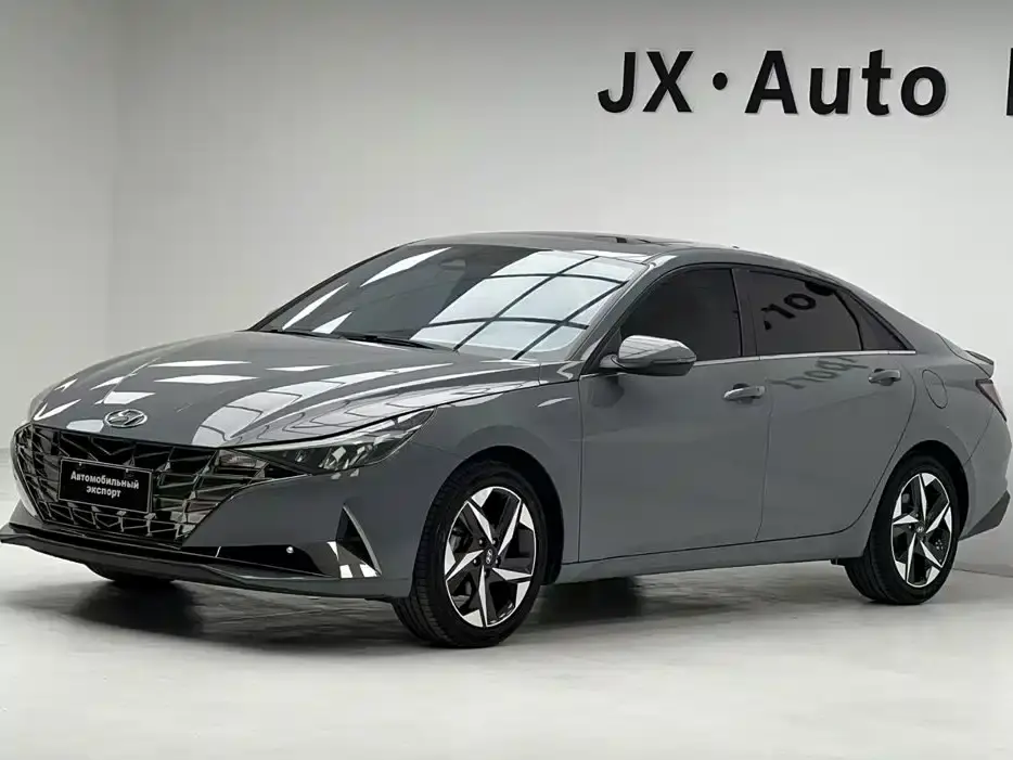 Hyundai Elantra 240TGDi DCT LUX Premium Edition 2022
