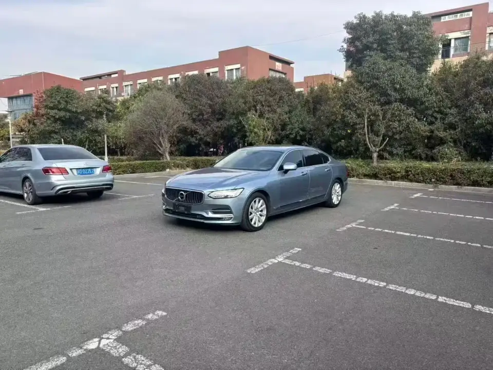 Volvo S90 Facelift T5 Momentum 2020