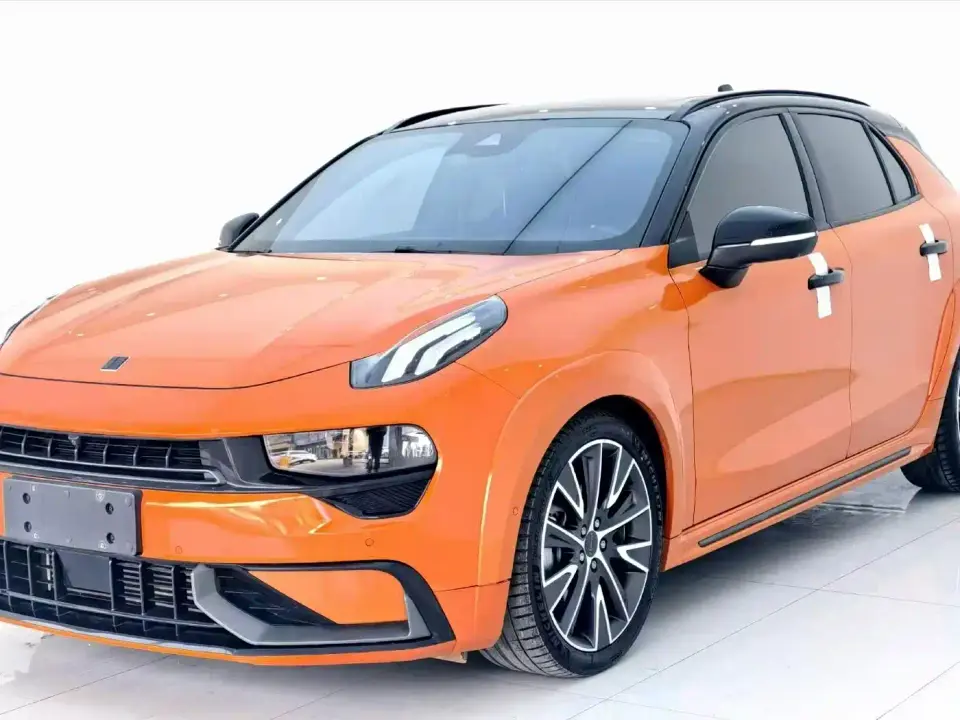 Lynk & Co 02 1.5TD DCT Shine Plus 2022