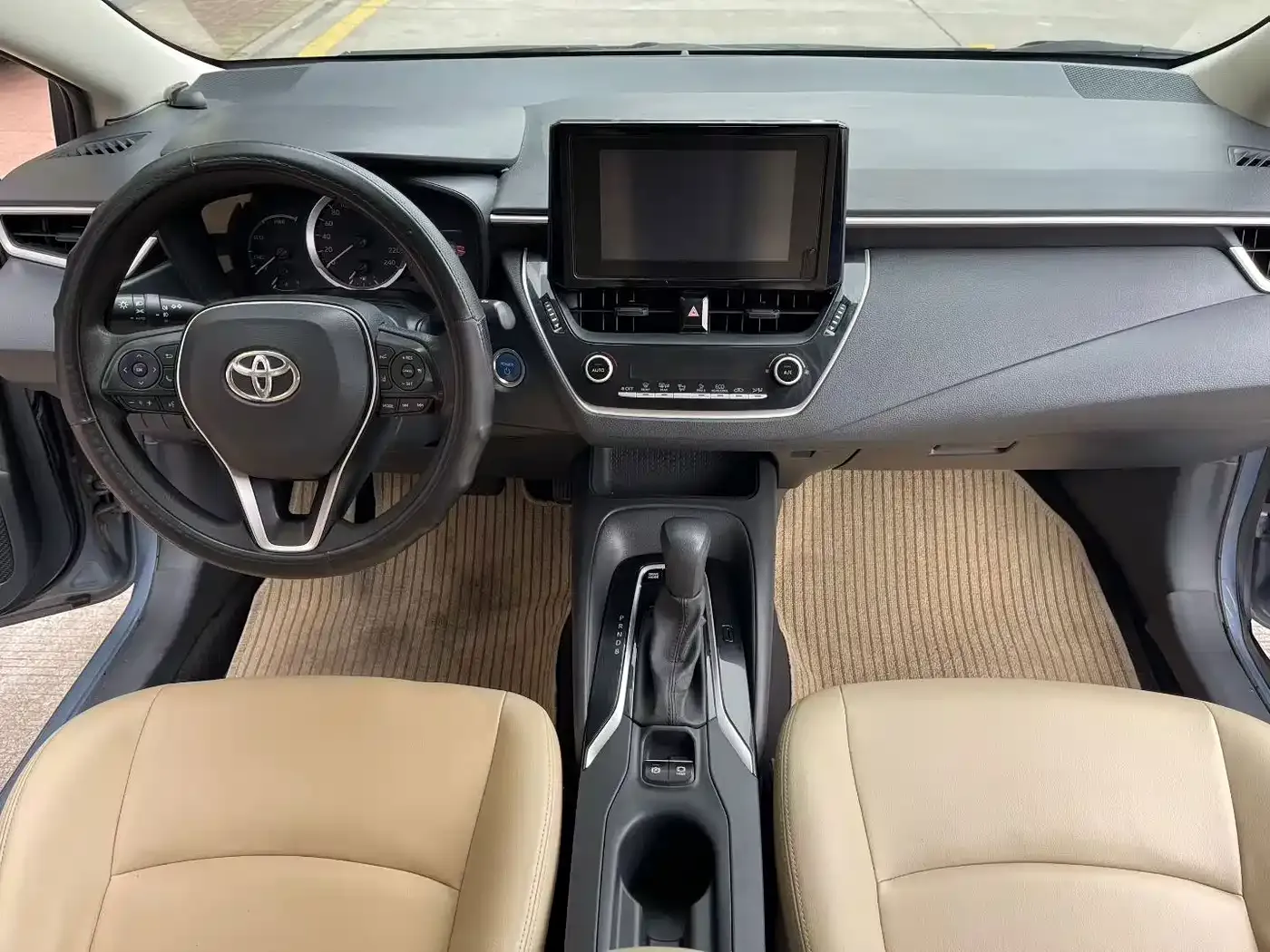 Toyota Corolla Hybrid 1.8L E-CVT GL-i Pioneer Edition 2020 — фото 7