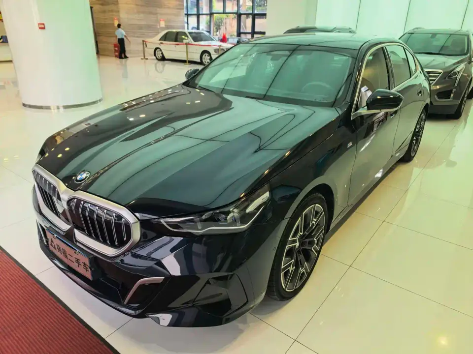 BMW 5 Series 530Li Premium M Sport Package 2025