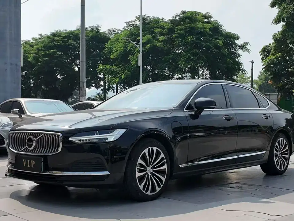 Volvo S90 Plug-in Hybrid T8 Plug-in Hybrid AWD Long Range Smart Elite Luxury 2023