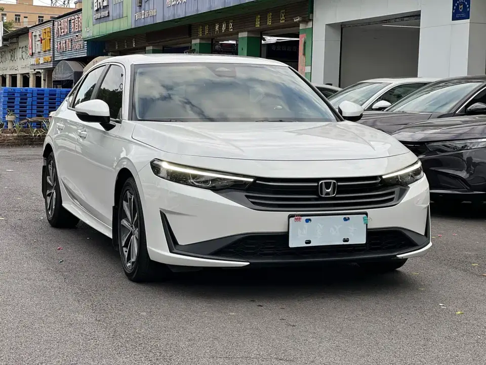 Honda Integra 240TURBO CVT Tech Edition 2025