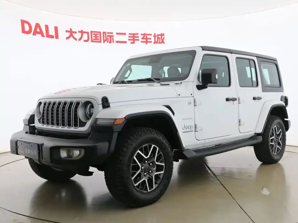 Jeep Wrangler Model 2.0T Sahara Four-Door Version 2024