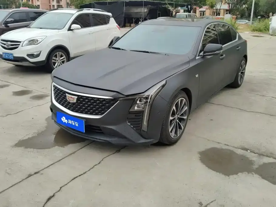Cadillac CT5 Model 28T Urban Sport Edition 2025