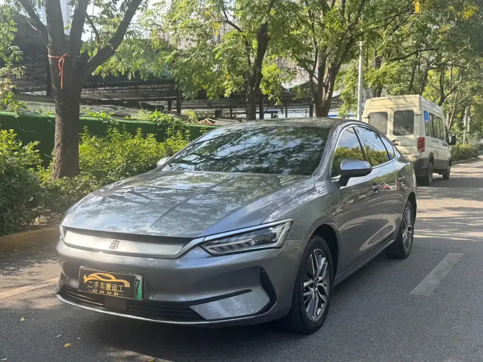 BYD Qin PLUS Glory Edition EV 420KM Leading 2024