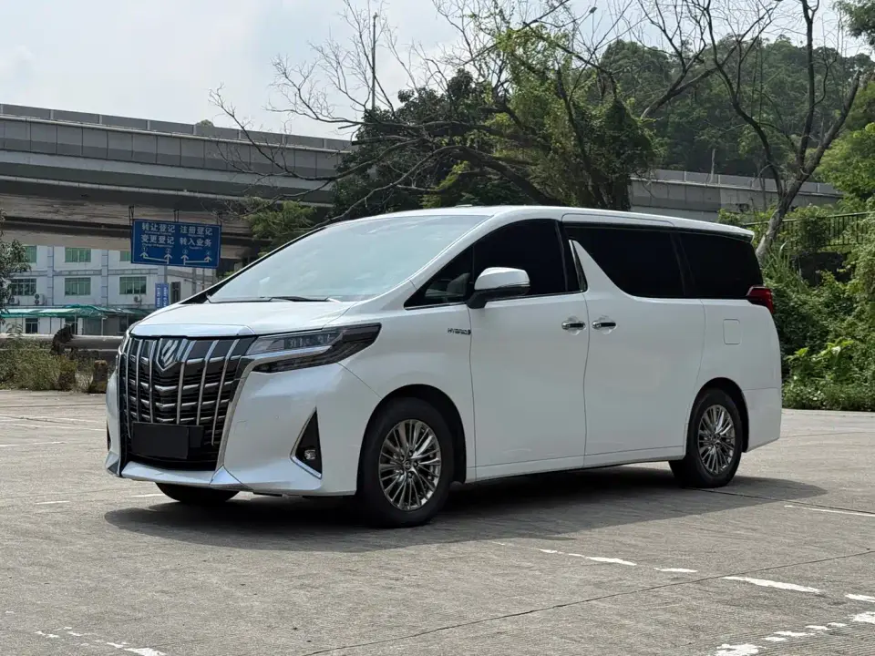 Toyota Alphard Hybrid 2.5L Premium 2022