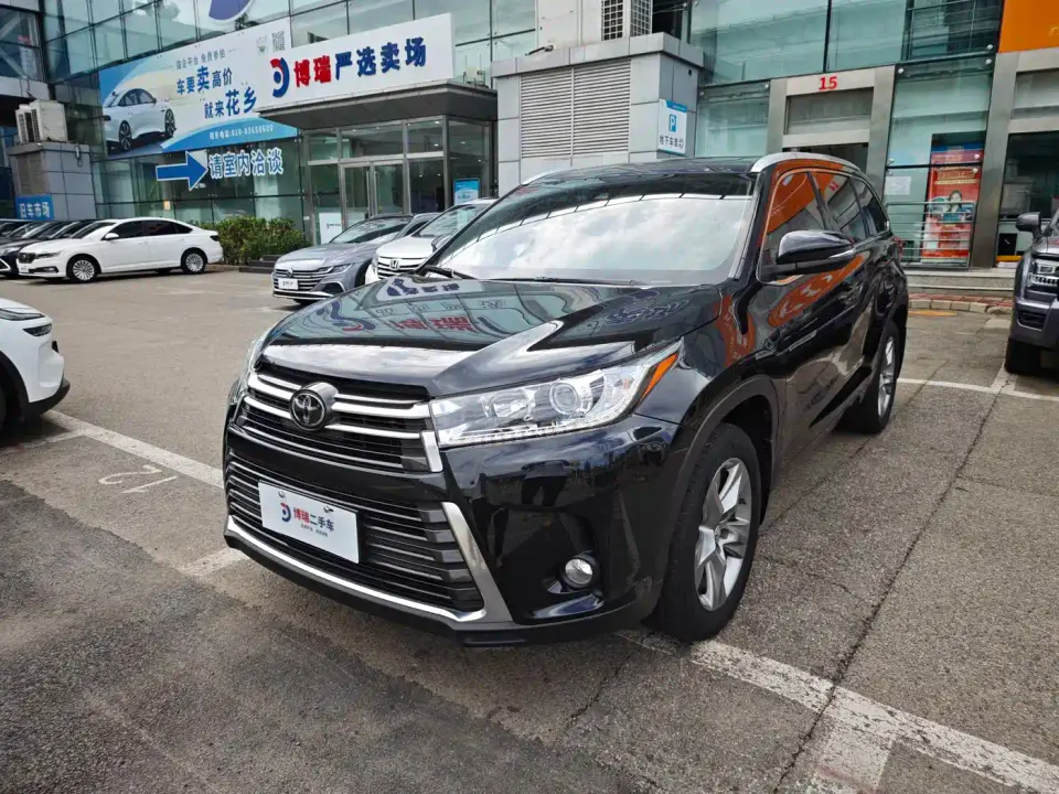 Toyota Highlander 2.0T AWD Premium 7-Seater 2021